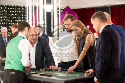 Аренда покерного стола казино
